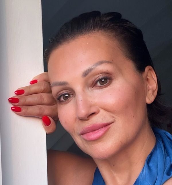 Nina Badrić: Kupaći kostim potpuno golih leđa koji tako lijepo ističe žensku senzualnost Nina Badrić: Kupaći kostim potpuno golih leđa koji tako lijepo ističe žensku senzualnost