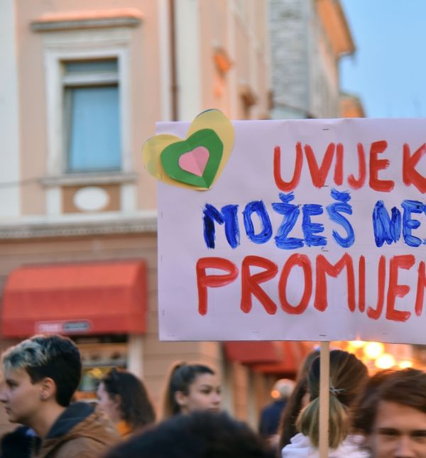 Dan žena