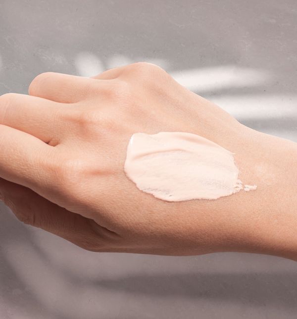 BB kreme spajaju karakteristike njege kože i make-upa