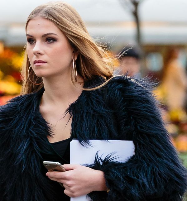 Street style plavuše iz Zagreba u 'mokrim' tajicama