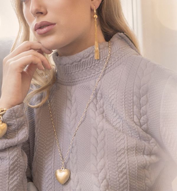 Srebrni nakit_ naušnice, redovna cijena 1110kn, s popustom 777kn; narukvica, redovna cijena 2660kn, s popustom 1862kn; ogrlica, redovna cijena 1560kn, s popustom 1092kn_ZAKS