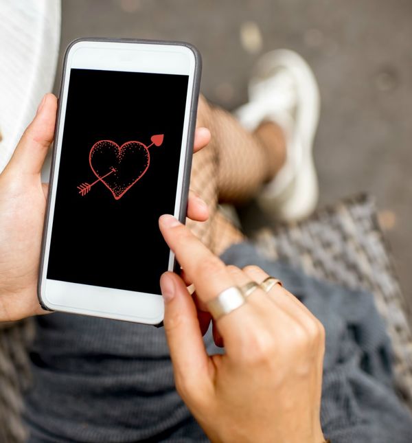 Znate li što sve mobitel može otkriti o našem braku?