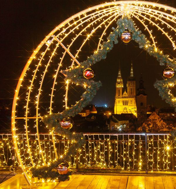 Otvoren Advent u Klovićevim dvorima