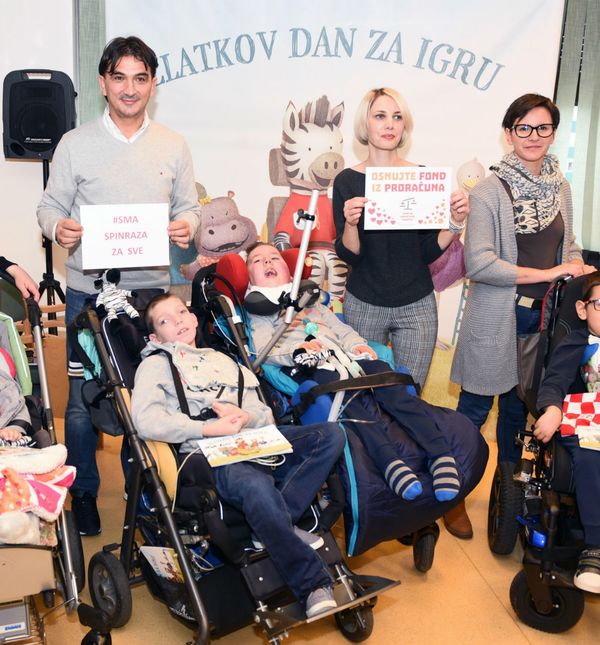 Zlatko Dalić posjetio je male pacijente u Klinici za pedijatriju KBC-a Zagreb