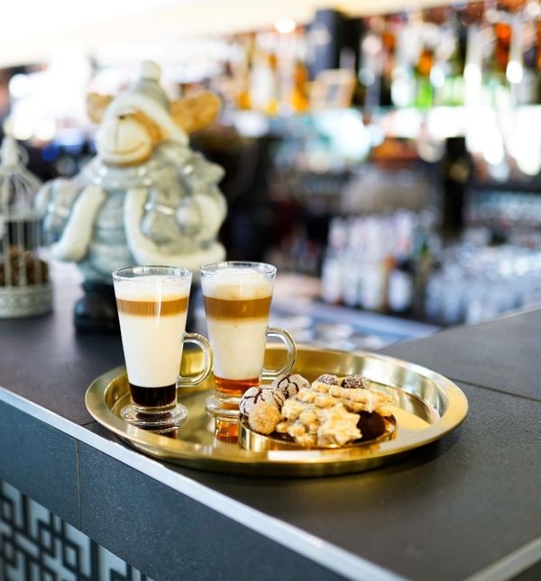 Božićna priča u Hugo\'s baru - 5