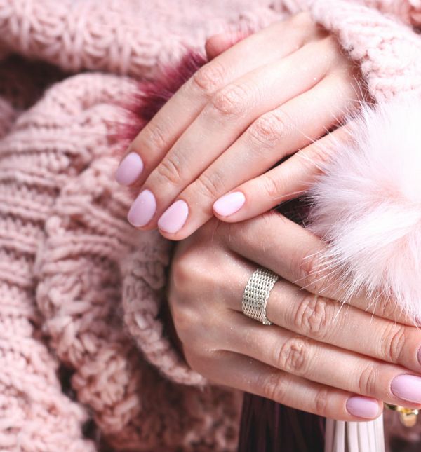 Ženske ruke otkrivaju brojne tajne