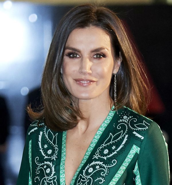 Kraljica Letizia u 'šal-haljini' brenda Sandro Paris