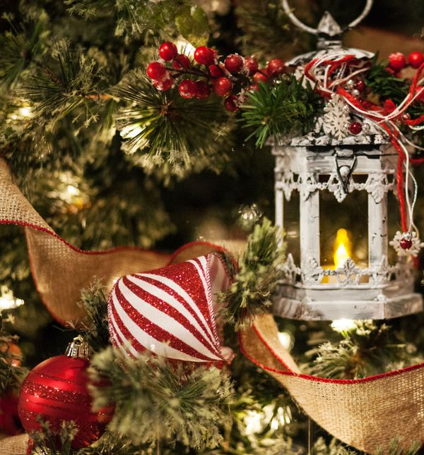 Izboru ukrasa za bor mnogi posvećuju posebnu pozornost