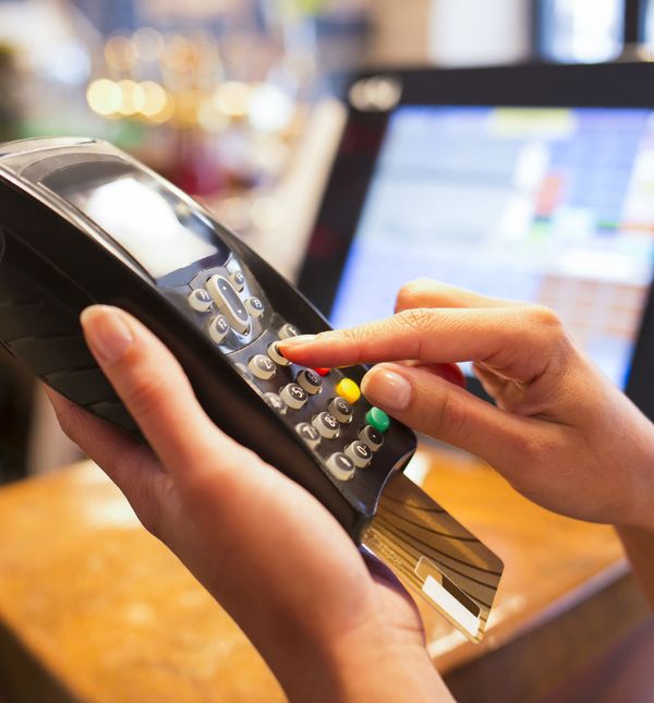 Kupovina s debitnom ili kreditnom karticom