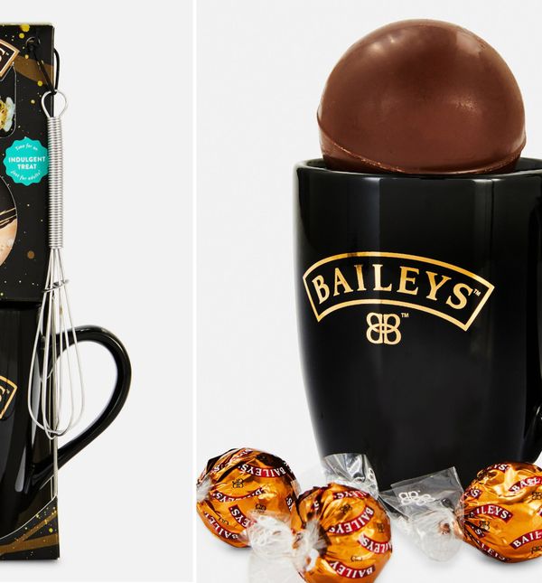 Čokoladni tartufi s okusom Baileysa od kojih se radi vruća čokolada