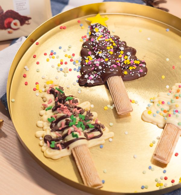 Čokoladne lizalice u obliku borića na hrskavom štapiću - 21