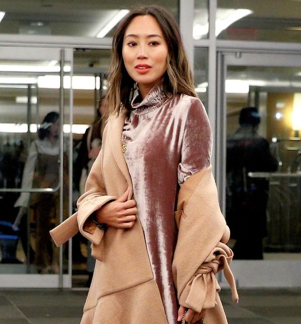 Baršunasta haljina u street style izdanju