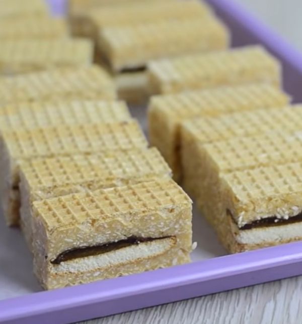 Oblatne s jafa keksom