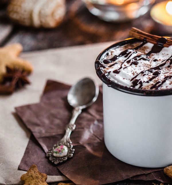 Topla čokolada s okusom medenjaka