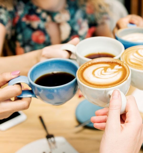 Umjetnost na šalici: Poklon koji će oduševiti svakog kavoljupca