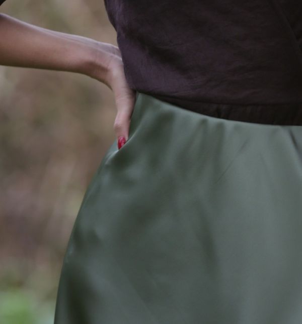 Svečane, a udobne suknje s gumicom u struku