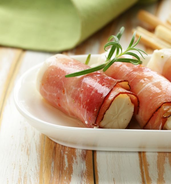 Rolice sa pršutom i sirom