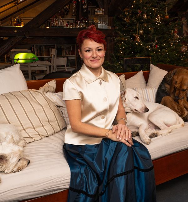 Primabalerina Mirna Sporiš pokazala nam je svoj prekrasan zagrebački stan u kojem ima vitrinu s preko 150 lutkica orašara