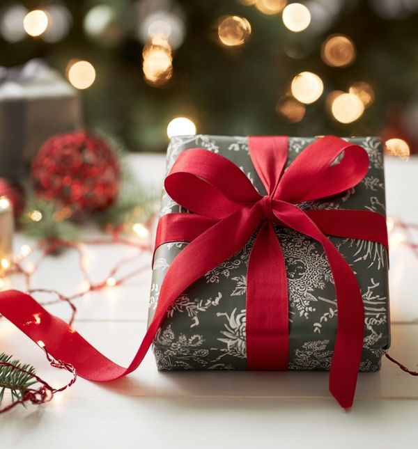 Svoje najdraže možete obradovati sitnicom