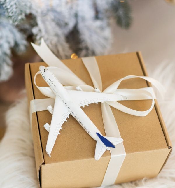 Imamo ideje za poklone za prijateljicu kojva voli putovanja