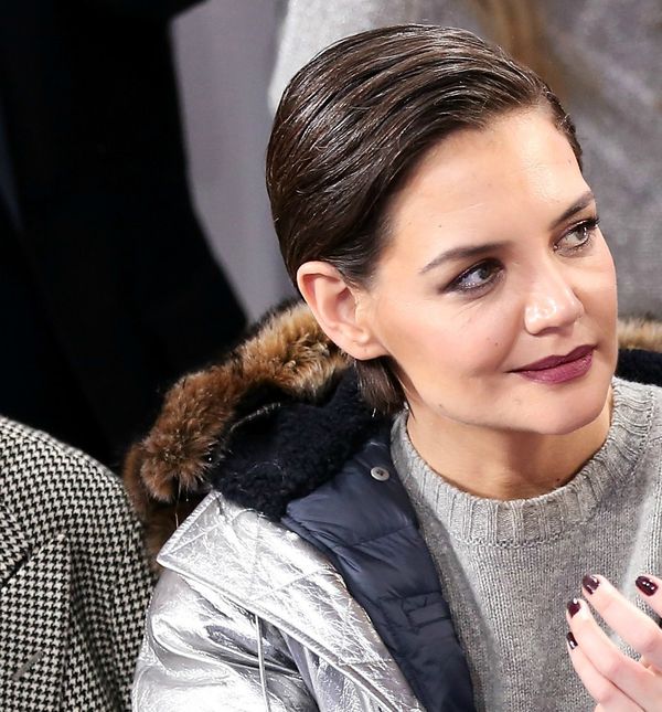 Katie Holmes na reviji Ralpha Laurena