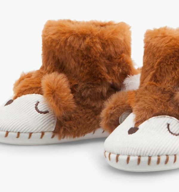 Mekane i tople šlapice uveseljavat će vaše malene svaki put kad ih stave na svoje noge