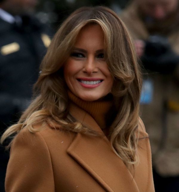 Melania Trump izabrala je svijetlosmeđi kaput brenda Roksanda