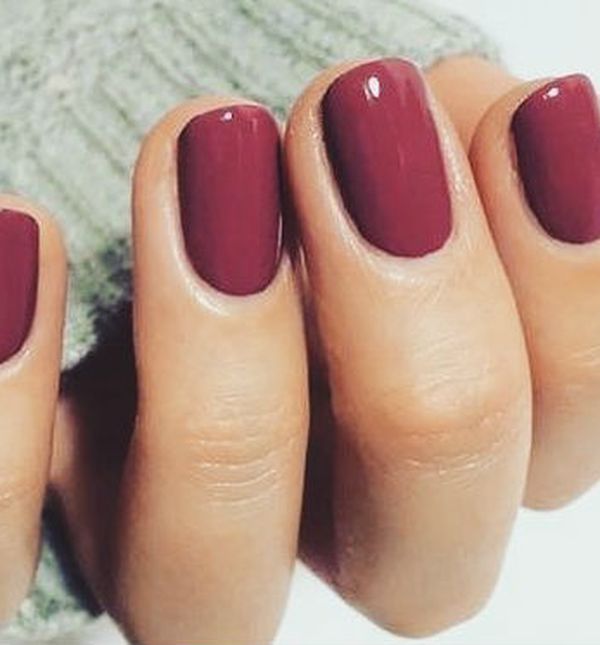 Boja laka za nokte jednako otmjena kao nude nijanse