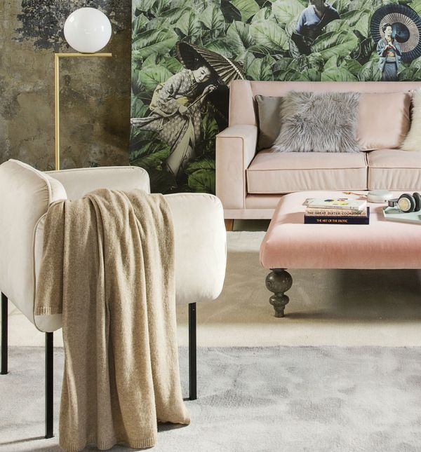 Imajte barem jedan komad baršunastog namještaja u svom domu