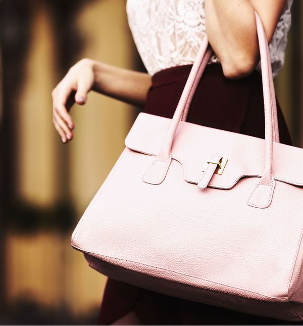 Torba čistih, klasičnih linija uvijek izgleda moderno i šik