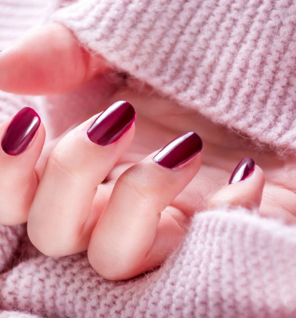 Trajni lak pažljivo skidajte kako ne bi oštetili nokte