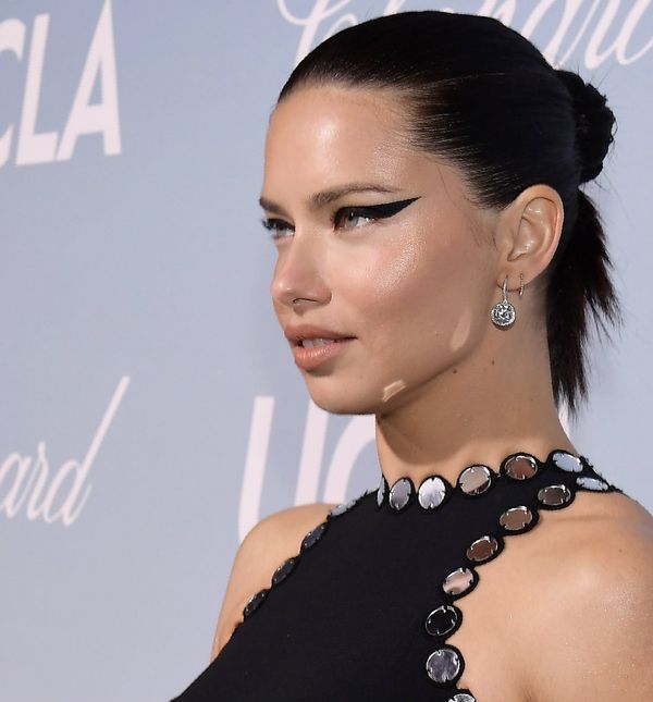 Haljina Davida Kome uzrokovala je neželjeni svjetlosni efekt, ali Adriana je unatoč tome izgledala sjajno