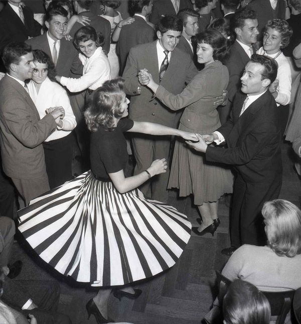 Izložba Moda i odijevanje u Zagrebu 1960-ih godina - 1