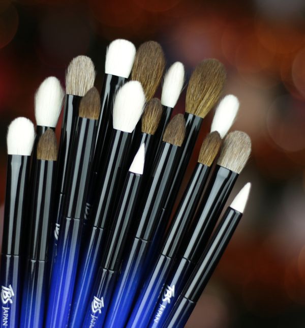 U ponudi je trenutno osam kistova za šminkanje