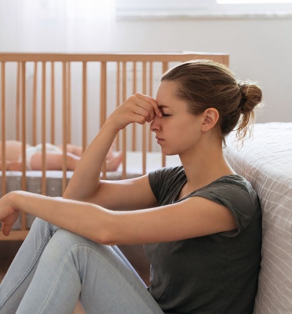 Nazovite prijateljicu i izađite s njom van u šetnju ili na kavu, socijalizacija je jako korisna za mlade mame