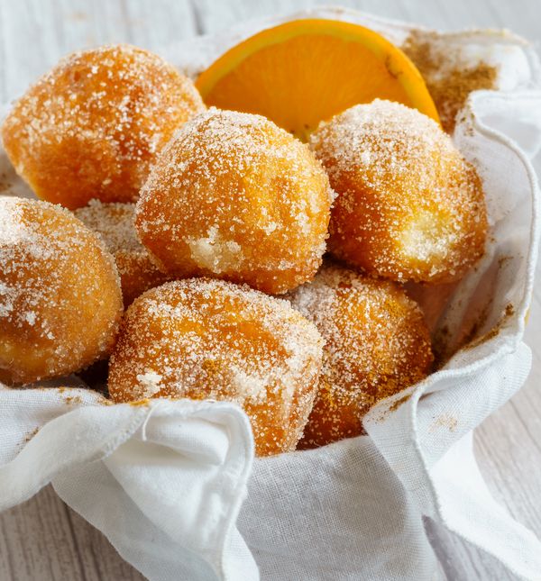 Mini krafne od banane zdravija su opcija omiljene slastice