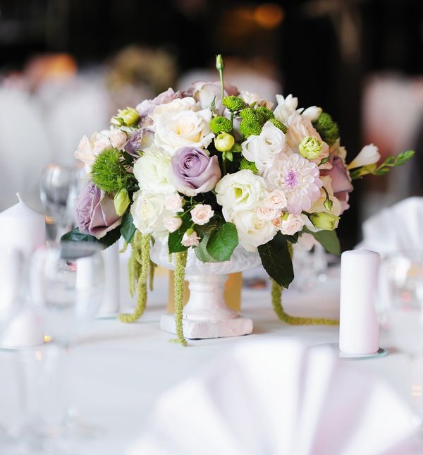 Organizacija vjenčanja je skupi pothvat pa mnogi parovi razmišljaju gdje bi mogli uštedjeti