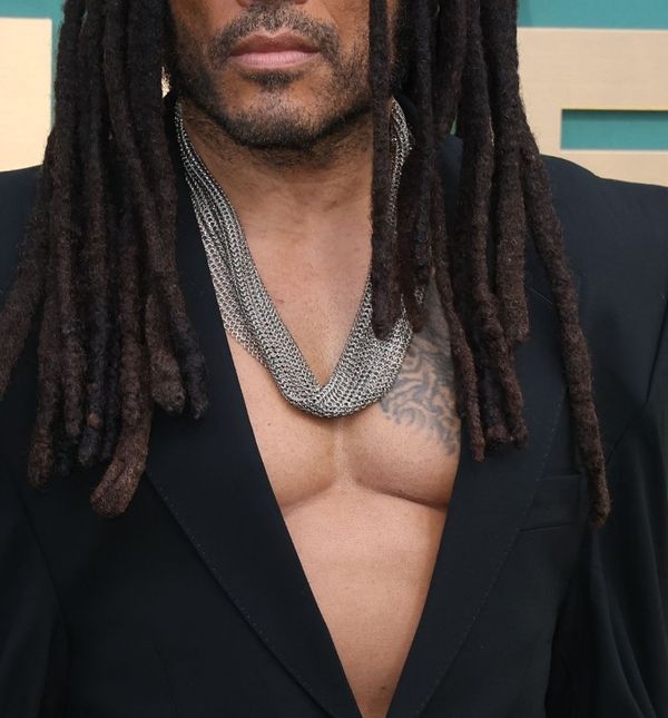 Lenny Kravitz često zaboravi odjenuti košulju ili majicu