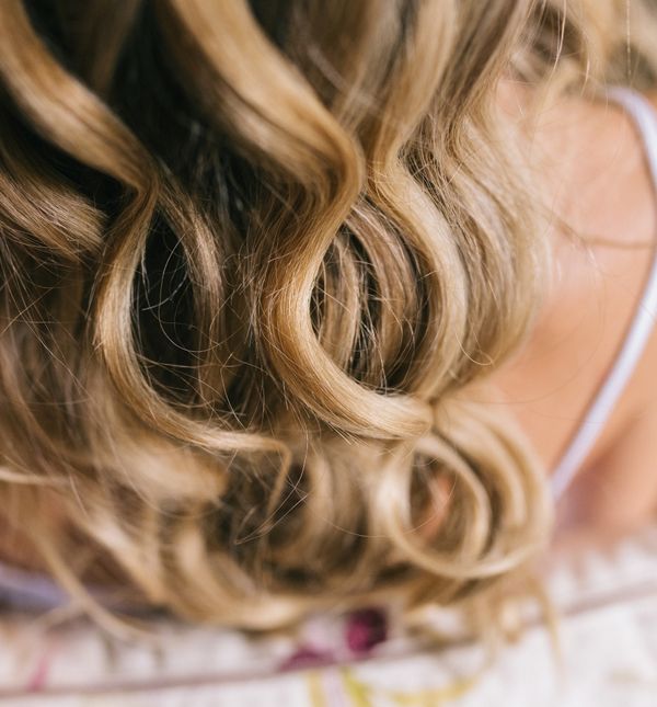 Color melting tehnika stoji svima, a najviše je popularna među brinetama koje žele postati plavuše