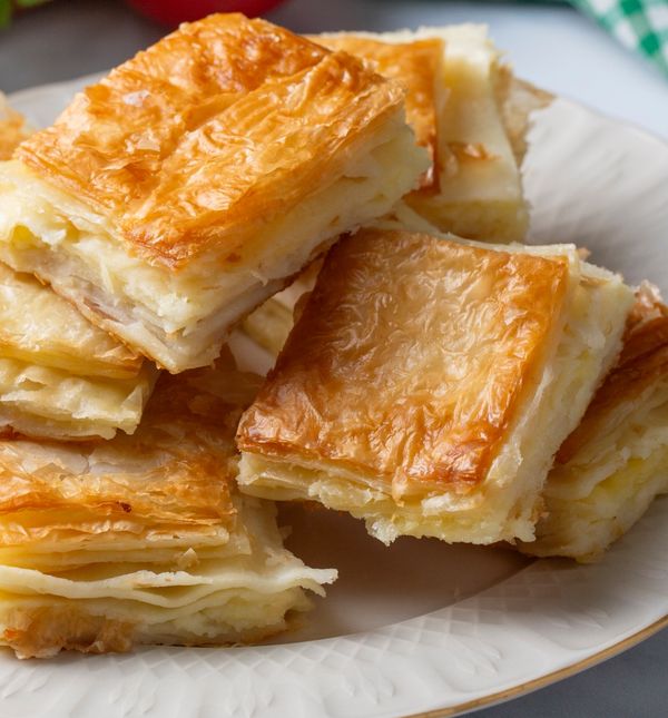 Najbrža lisnata pita sa sirom lako se može napraviti i u slatkoj varijanti