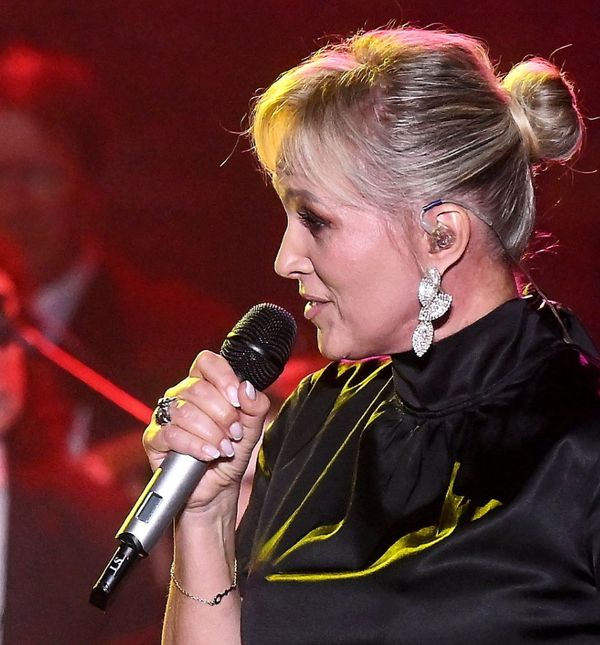 Vanna za pozornicu često bira male crne haljine