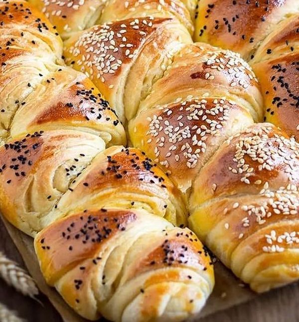 Kiflice s maslacom i jogurtom