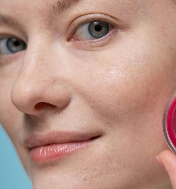 Mnogima je rumenilo baza beauty rutine