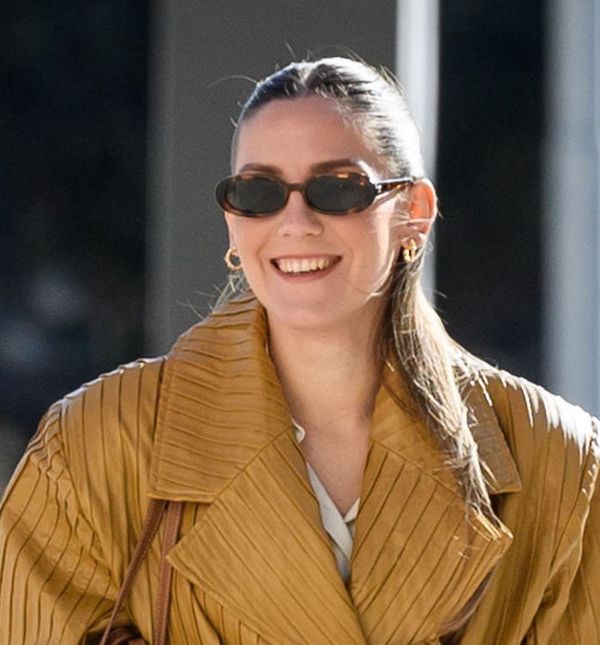 Šibenska street stylerica u kaputu koji je pravi adut u garderobi