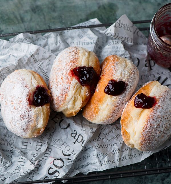 Odaberite omiljeno punjenje za krafne