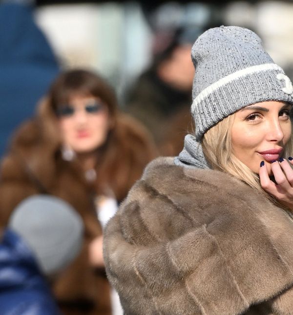 Plavokosa ljepotica iz Zagreba s popularnom Chanelovom torbom