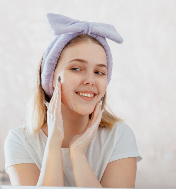 Pravilna skin care rutina u mladoj dobi zalog je za zdravu i lijepu kožu u kasnijim godinama