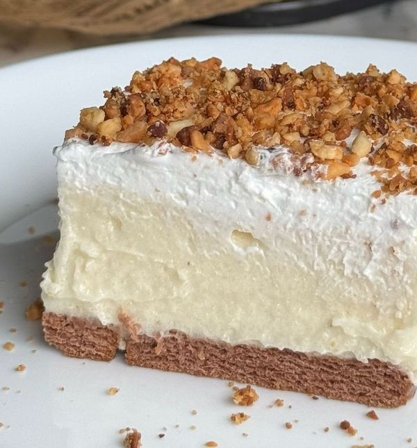 Kolač s grizom blogerice Antonije Jagodić