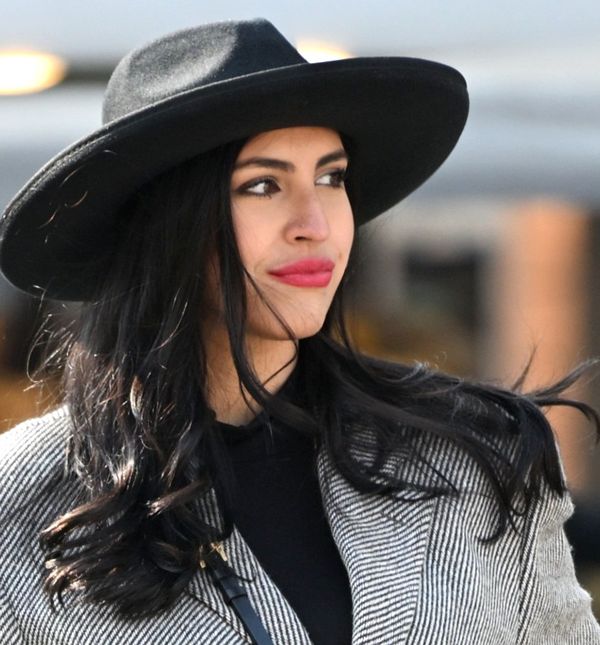 Lijepa crnka sa zagrebačke špice u kombinaciji dostojnoj modne piste