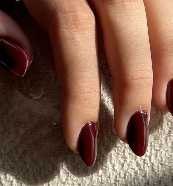 Tamnocrvena manikura zauzela je prvo mjesto